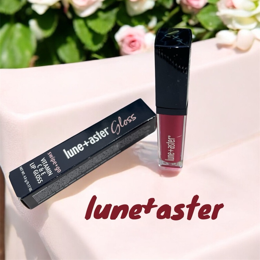lune + aster Swipe + Go Vitamin C & E Lip Gloss in Innovator NIB